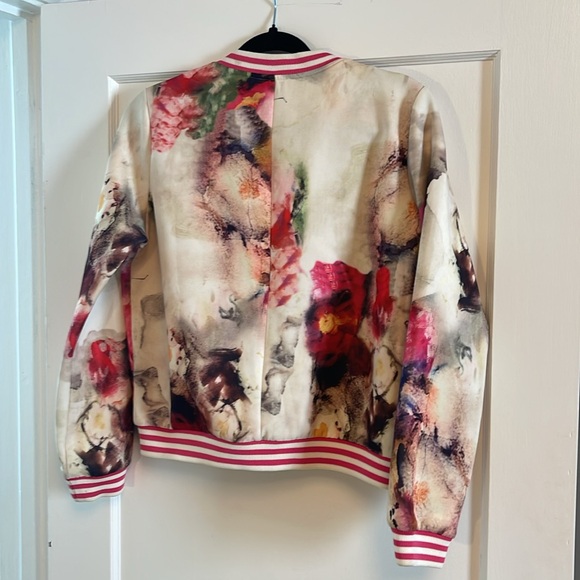 Lucy & Co. Floral Bomber size M - Picture 6 of 7